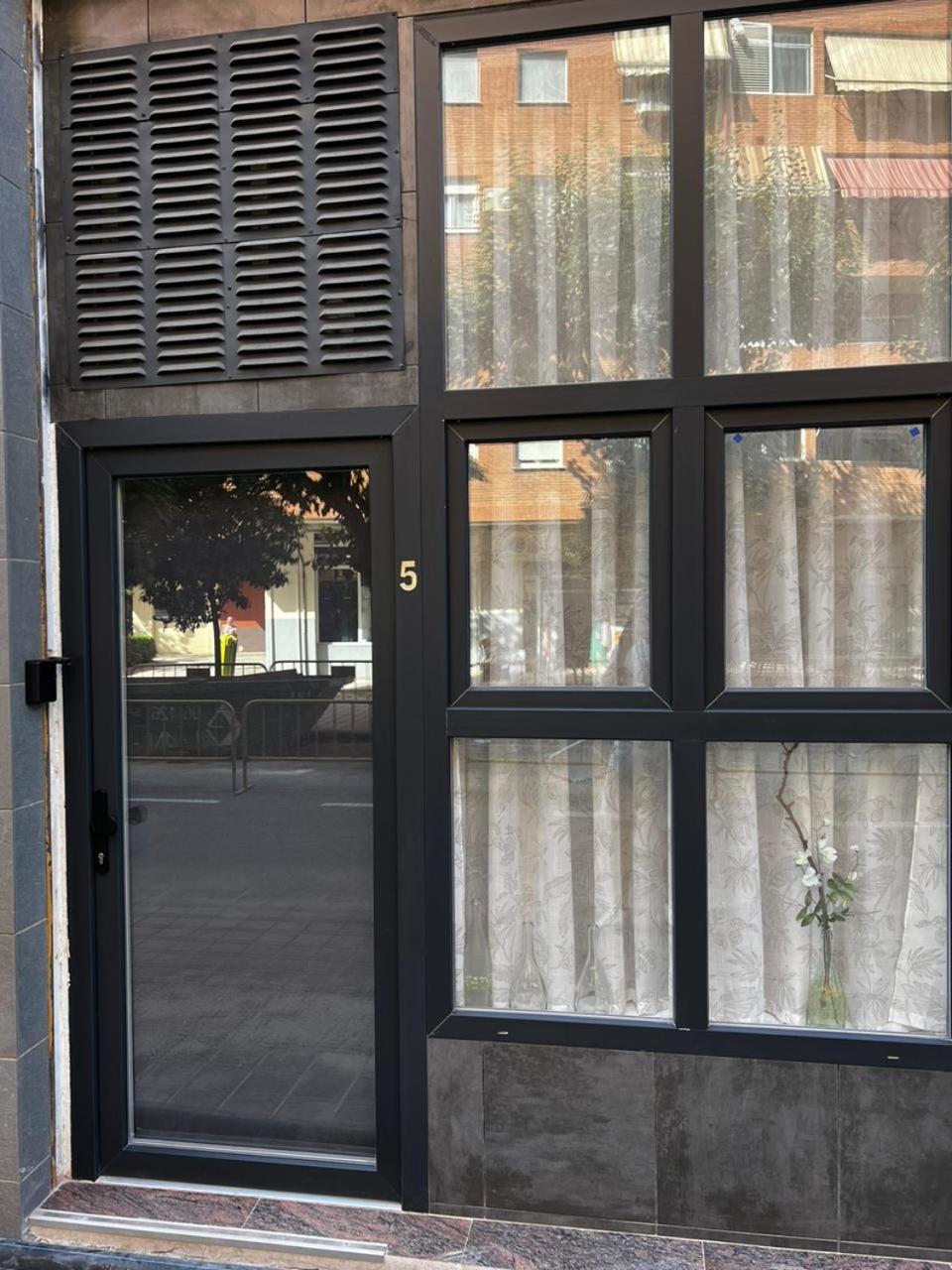 Aparthotel Rodrigues 15 Valencie Exteriér fotografie